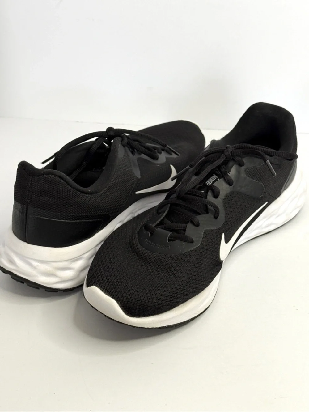 Nike Revolution 6 NN Men's Shoes Athletic Sneakers Black White Size 11